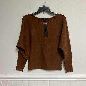 Cycrus Sweater Size Small Boxy sleeve Pullover Color Havana Brown